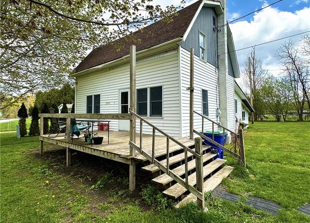Property at 2547 County Line Rd, Ridgeway, NY 14103, 4 beds, 1 bath