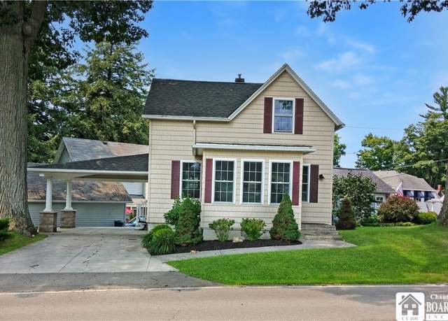 Property at 37 Center St, Ellery, NY 14712, 3 beds, 1.5 baths