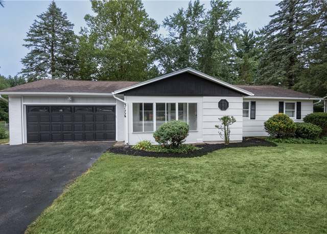 Property at 3177 Atlantic Ave, Penfield, NY 14526, 3 beds, 2 baths