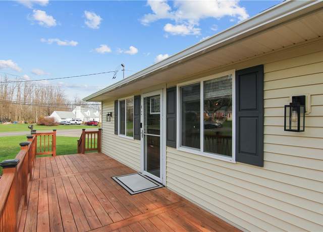 Property at 163 Hillview Dr, Big Flats, NY 14814, 2 beds, 1 bath