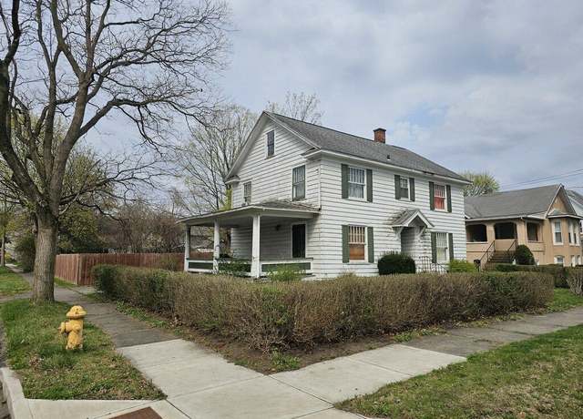 Property at 951 Davis St, Elmira City, NY 14901, 4 beds, 1 bath