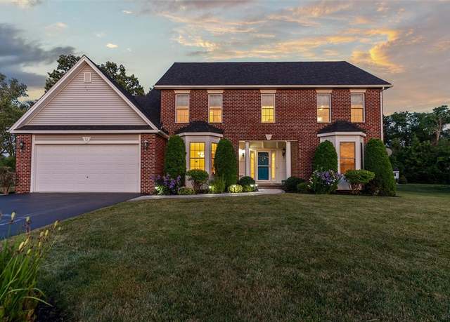 Property at 12 Nightfrost Ln, Henrietta, NY 14467, 4 beds, 3.5 baths