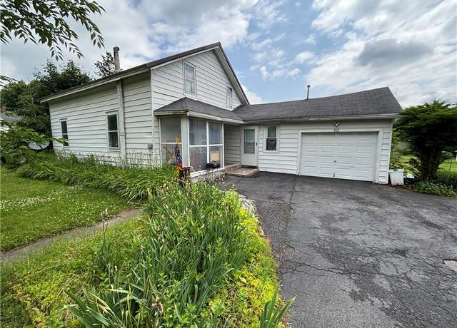 Property at 352 Vienna St, Arcadia, NY 14513, 4 beds, 3 baths