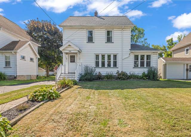 Property at 101 Walnut Park, Irondequoit, NY 14622, 3 beds, 1 bath