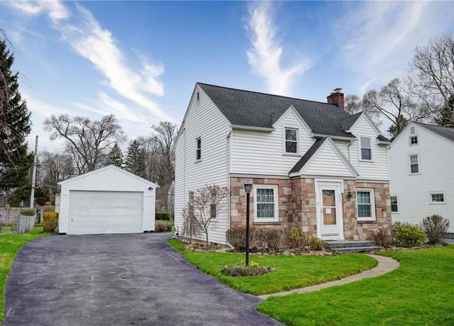 Property at 805 Hinchey Rd, Gates, NY 14624, 3 beds, 1.5 baths