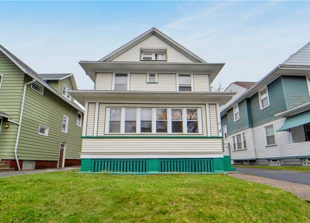 Property at 22 Richland St, Rochester, NY 14609, 3 beds, 1 bath