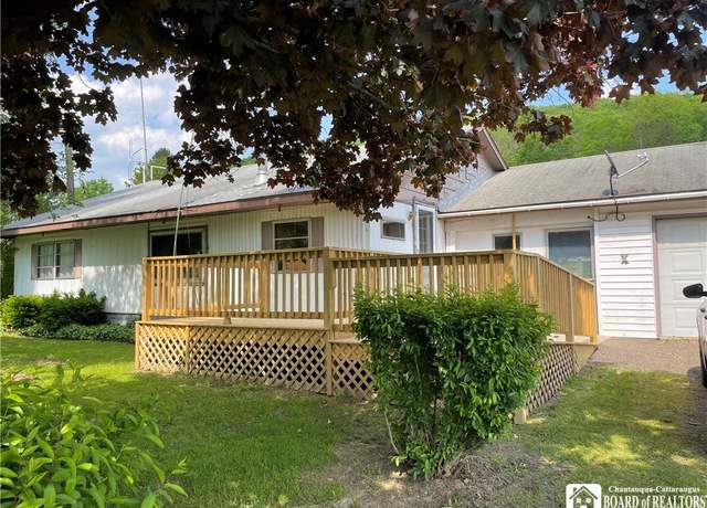 Property at 4292 N State St, Salamanca-town, NY 14779, 2 beds, 1 bath