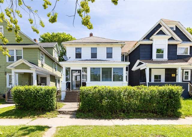 Property at 36.5 Austin St, Rochester, NY 14606, 3 beds, 1.5 baths
