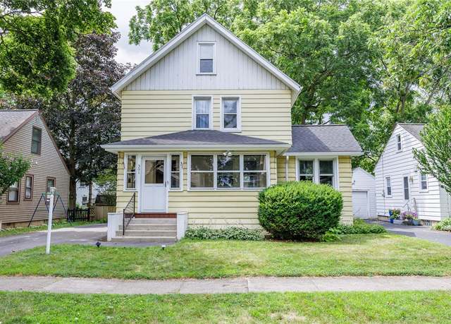Property at 301 Tarrington Rd, Irondequoit, NY 14609, 4 beds, 1.5 baths