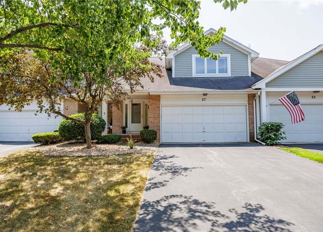 Property at 27 Running Brook Ln, Greece, NY 14626, 2 beds, 1.5 baths