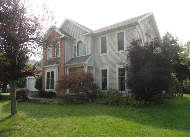 Property at 248 Barclay Square Dr, Brighton, NY 14618, 3 beds, 2.5 baths