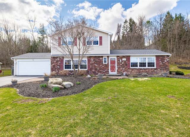 Property at 51 Williamsburg Dr, Perinton, NY 14450, 3 beds, 1.5 baths