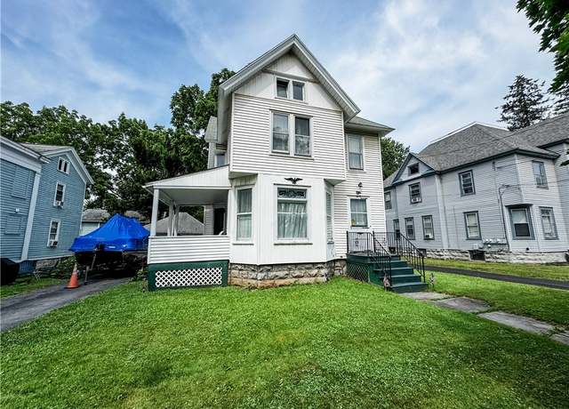 Property at 7 S Lewis St, Auburn, NY 13021, 5 beds, 1.5 baths