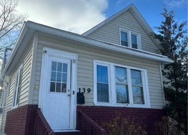 Property at 139 Berlin St, Rochester, NY 14621, 2 beds, 1 bath