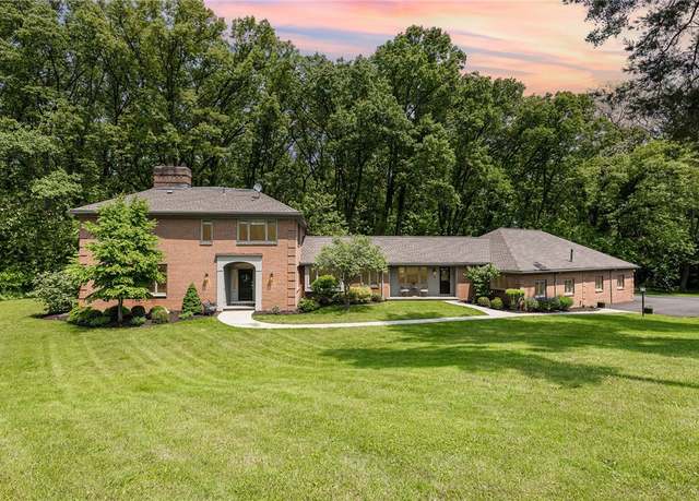 Property at 16 Landsdowne Ln, Pittsford, NY 14618, 4 beds, 3 baths