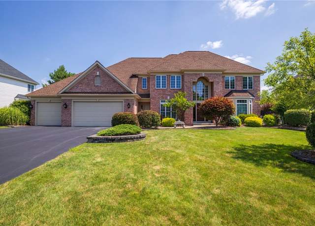Property at 15 Brunson Way, Penfield, NY 14526, 4 beds, 4.5 baths