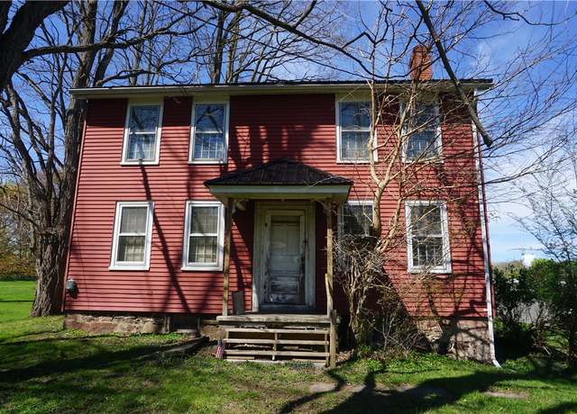 Property at 2096 Penfield Rd, Penfield, NY 14526, 3 beds, 1 bath