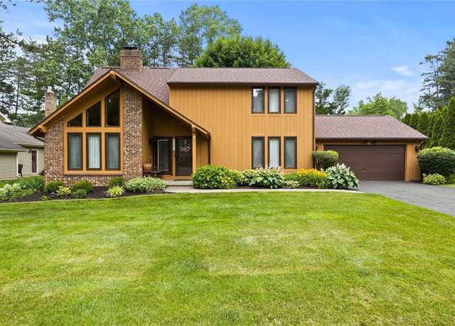 Property at 4 Green Pine Ln, Penfield, NY 14580, 4 beds, 2.5 baths