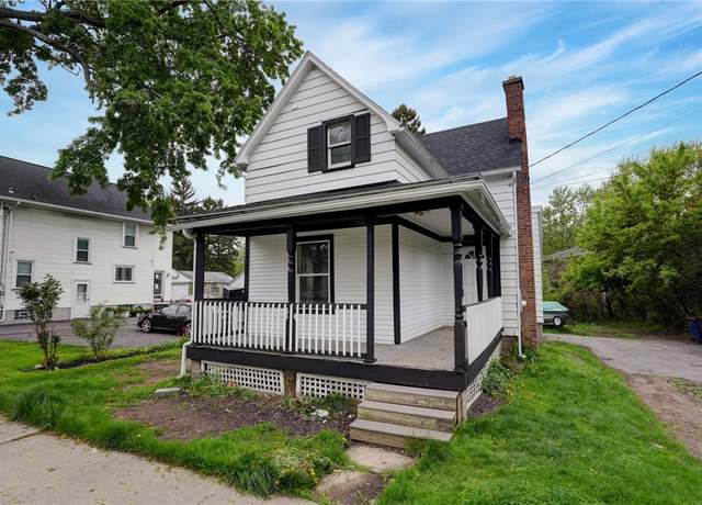 Property at 1748 Stone Rd, Greece, NY 14615, 3 beds, 1 bath