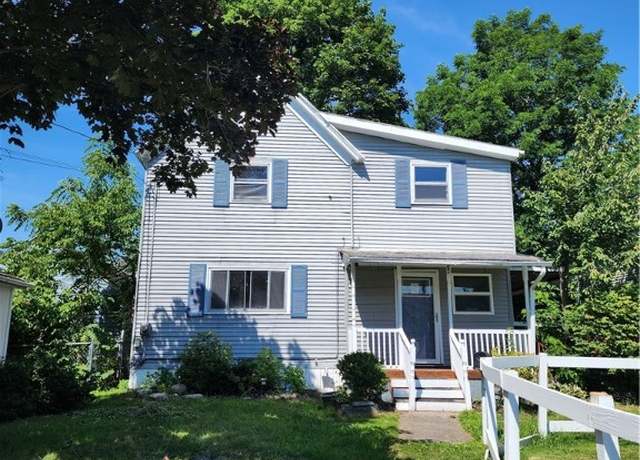 Property at 19 Grove Ave, Auburn, NY 13021, 3 beds, 1.5 baths
