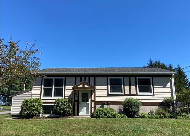 Property at 248 Bluejay Dr, Horseheads, NY 14845, 3 beds, 2 baths