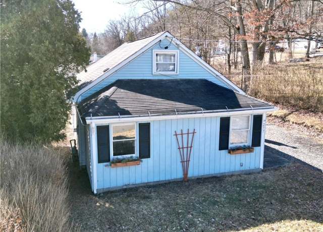 Property at 277 W 10th St, Elmira, NY 14903, 3 beds, 1 bath