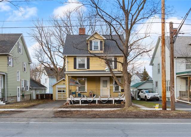 Property at 236 West Ave, Canandaigua-city, NY 14424, 3 beds, 2 baths