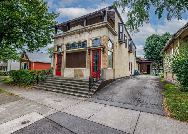 Property at 114 Field St, Rochester, NY 14620, 7 beds, 5 baths