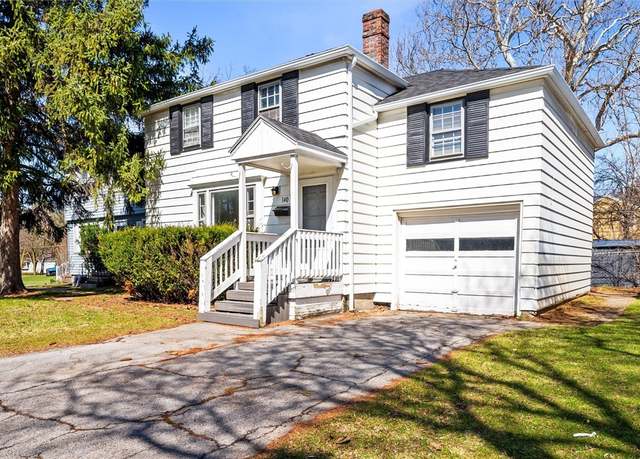 Property at 140 Westmoreland Dr, Rochester, NY 14620, 3 beds, 2 baths