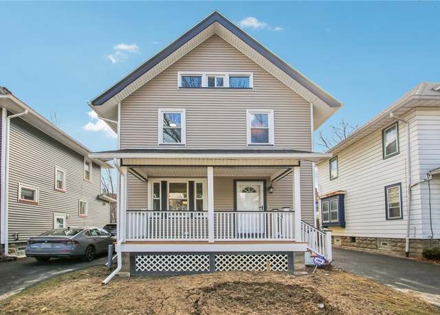 Property at 152 Dove St, Rochester, NY 14613, 3 beds, 1.5 baths