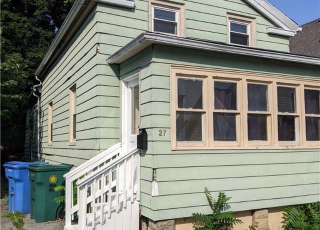 Property at 27 Leavenworth St, Rochester, NY 14613, 2 beds, 1 bath