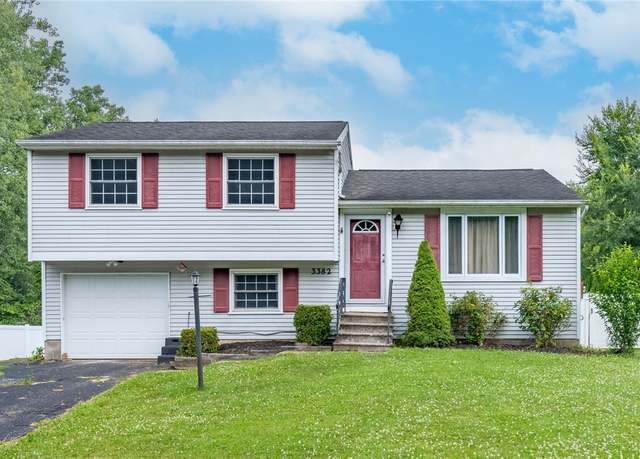Property at 3382 Pennyroyal Ct, Walworth, NY 14568, 3 beds, 1 bath