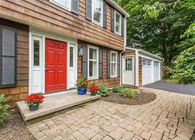 Property at 2 Burr Oak Dr, Pittsford, NY 14534, 4 beds, 2.5 baths