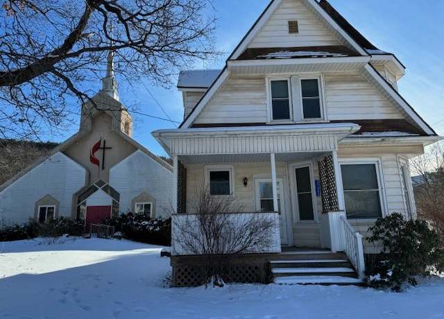 Property at 37270 State Highway 23, Roxbury, NY 12434, 4 beds, 1.5 baths