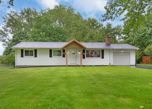 Property at 2192 Bear Creek Dr Dr, Ontario, NY 14519, 3 beds, 1.5 baths