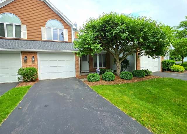 Property at 68 Eaglesfield Way, Perinton, NY 14450, 2 beds, 1.5 baths