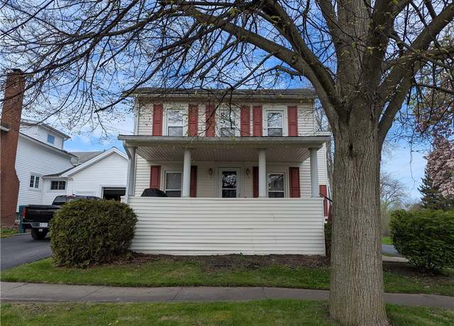 Property at 5 S Hartland St, Royalton, NY 14105, 3 beds, 1 bath