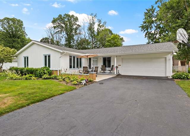 Property at 75 Hemlock Woods Ln, Greece, NY 14615, 3 beds, 2.5 baths
