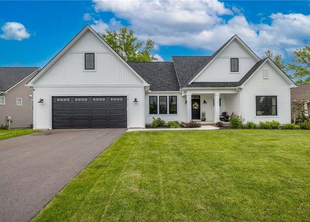 Property at 8 Colten Ct, Penfield, NY 14580, 3 beds, 2.5 baths