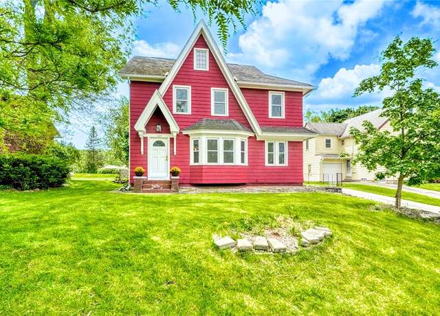 Property at 1425 Chili Ave, Gates, NY 14624, 3 beds, 1.5 baths