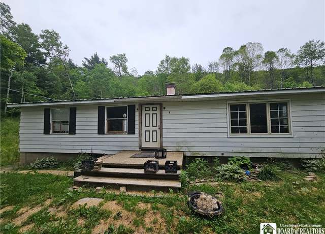 Property at 20 N Main St, Bolivar, NY 14715, 3 beds, 1 bath