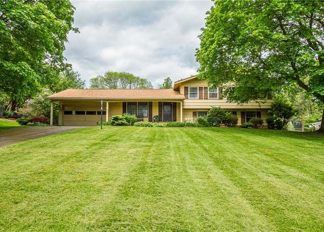 Property at 47 Round Trail Dr, Pittsford, NY 14534, 4 beds, 2.5 baths