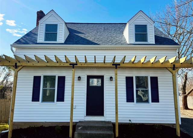 Property at 2519 Brighton Henrietta Town Line Rd, Henrietta, NY 14623, 2 beds, 1.5 baths