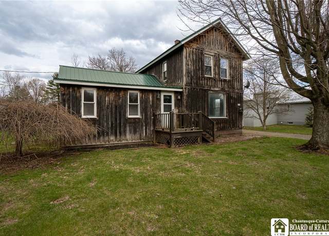 Property at 4258 W Lake Rd, Chautauqua, NY 14757, 3 beds, 1 bath