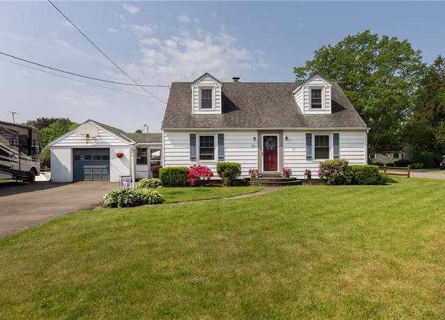 Property at 23 Middle Rd, Horseheads, NY 14845, 3 beds, 2 baths