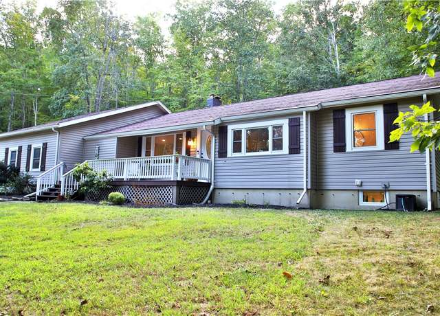 Property at 121 Breed Hollow Rd, Big Flats, NY 14845, 5 beds, 3.5 baths