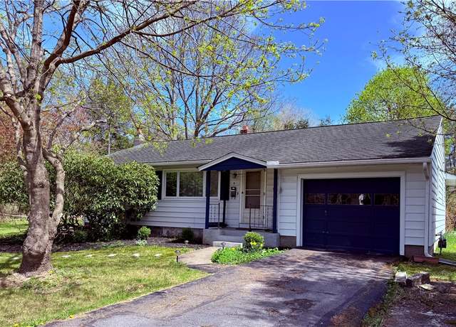 Property at 8 Petri Dr, Oneonta-town, NY 13820, 3 beds, 2 baths