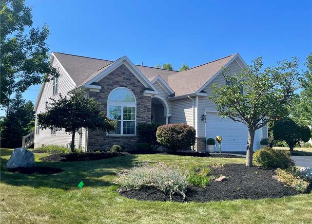 Property at 833 Surrey Hl, Henrietta, NY 14623, 3 beds, 4 baths