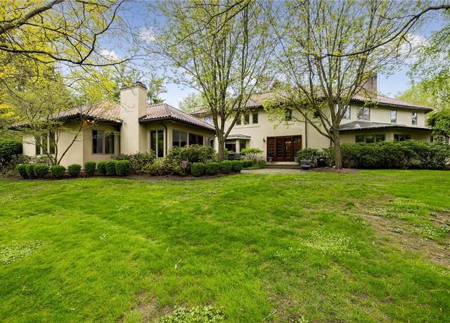 Property at 17 Woodbury Pl Pl, Pittsford, NY 14618, 4 beds, 2.5 baths