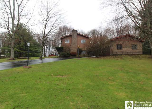 Property at 117 Westminster Dr, Ellicott, NY 14701, 3 beds, 2.5 baths